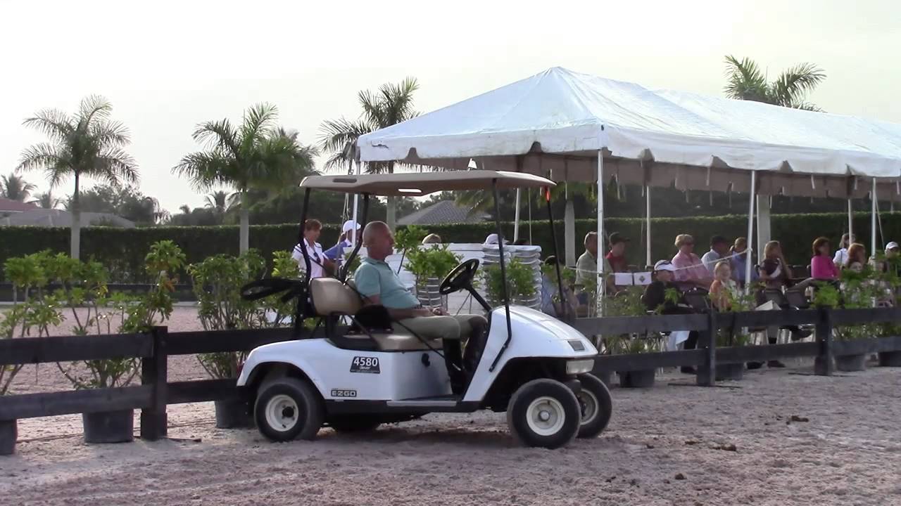 George Morris Teaches the Flying Change at the Horsemastership Program