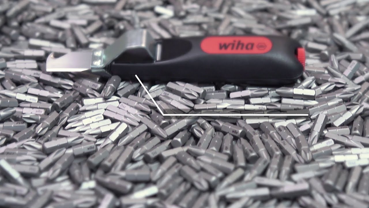Tutorial: Wiha  Stripping tool with self-turning drag blade for round cable (165mm)