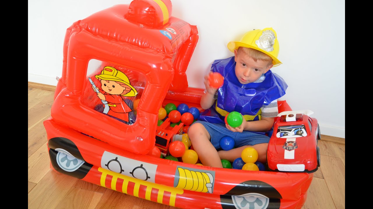 Fireman Sam Fire Engine Ball Pit Fun!!!! Feuerwehrmann Sam Toys