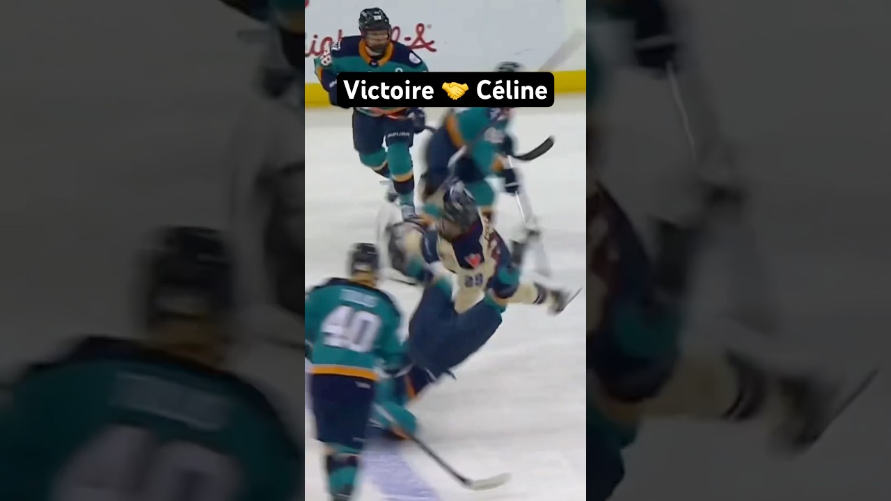 Marie-Philip Poulin hit 😱  #MontrealVictoire #pwhl #Poulin #hit