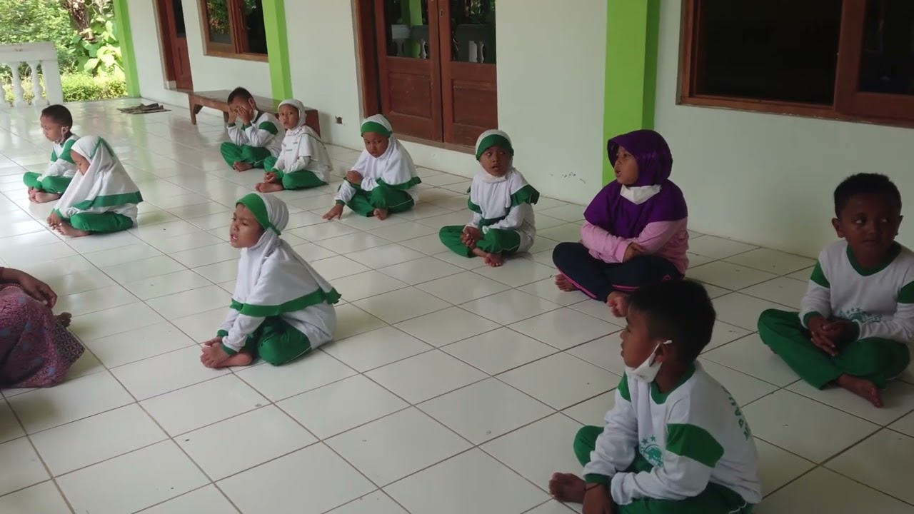 Nadhom Asmaul Husna - Bismillahi Badana TK Anggrek V Boyolali