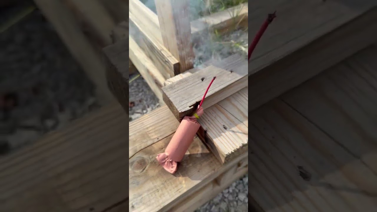 Spanish cracker ￼#pyrotechnica #firecracker #pyro #fireworks #experiment #pyrotechnics #explosion