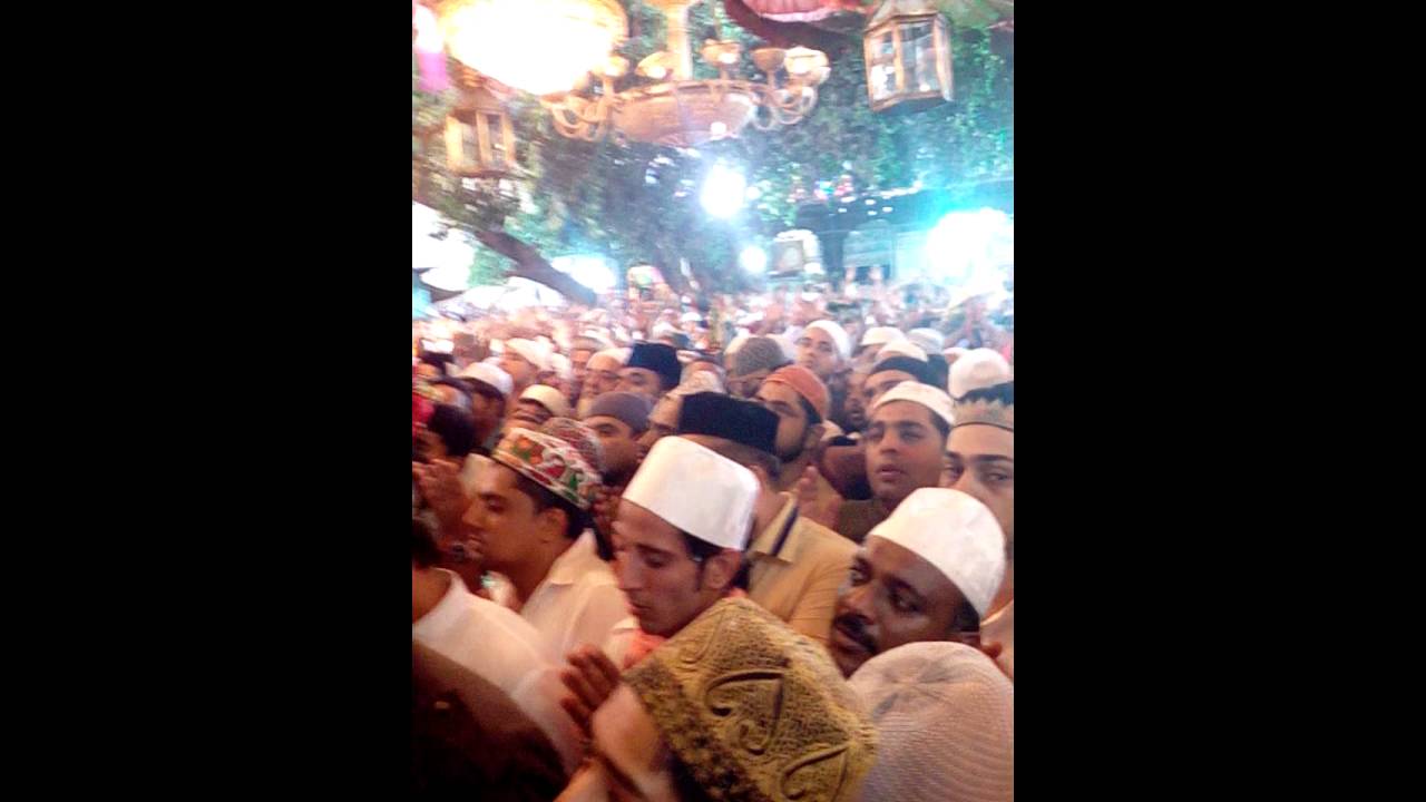 ROSHNI PRAYER AT BARGAH E GARIBNAWAZ BY SAHIBZADA SYED ALI HAMZA CHISHTY