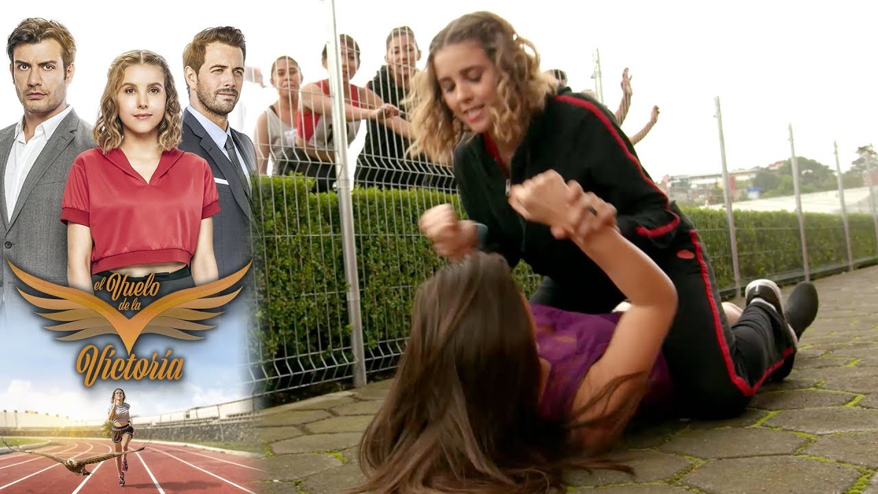 Adriana y Victoria se enfrentan | El vuelo de la victoria - Televisa