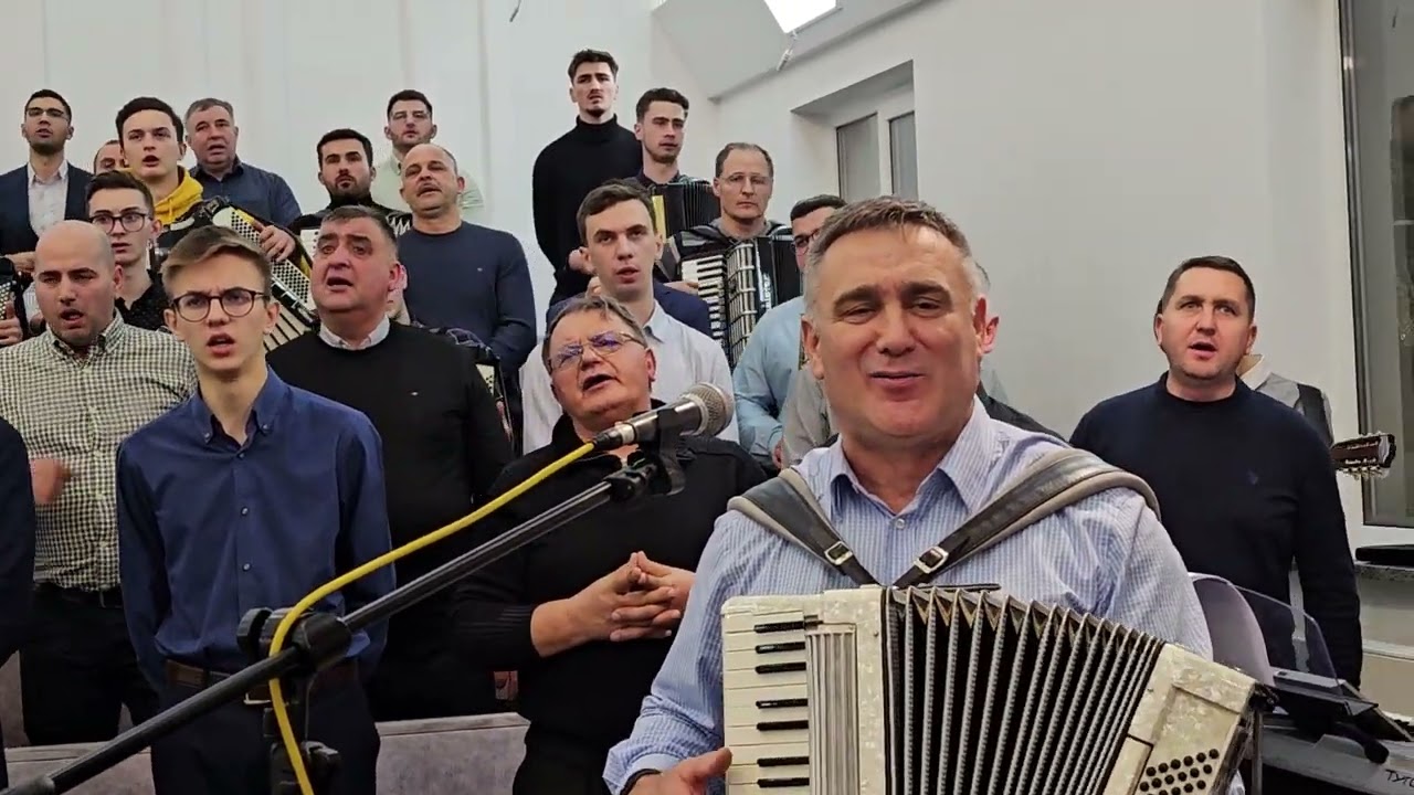 În toată vremea ~ Fiii Cântăreților ~ Ciudei Ucraina