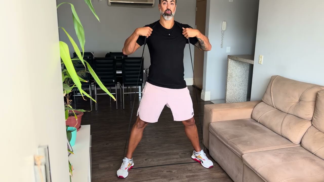 Agachamento sumo com elástico 