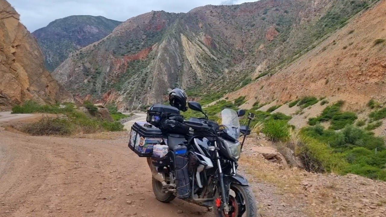 Ep-62 VIAGEM DE MOTO SOZINHO PELO CHILE - PERÚ ATENÇÃO VIAJANTE DICA DE VIAGEM IMPORTANTE NO PERÚ 
