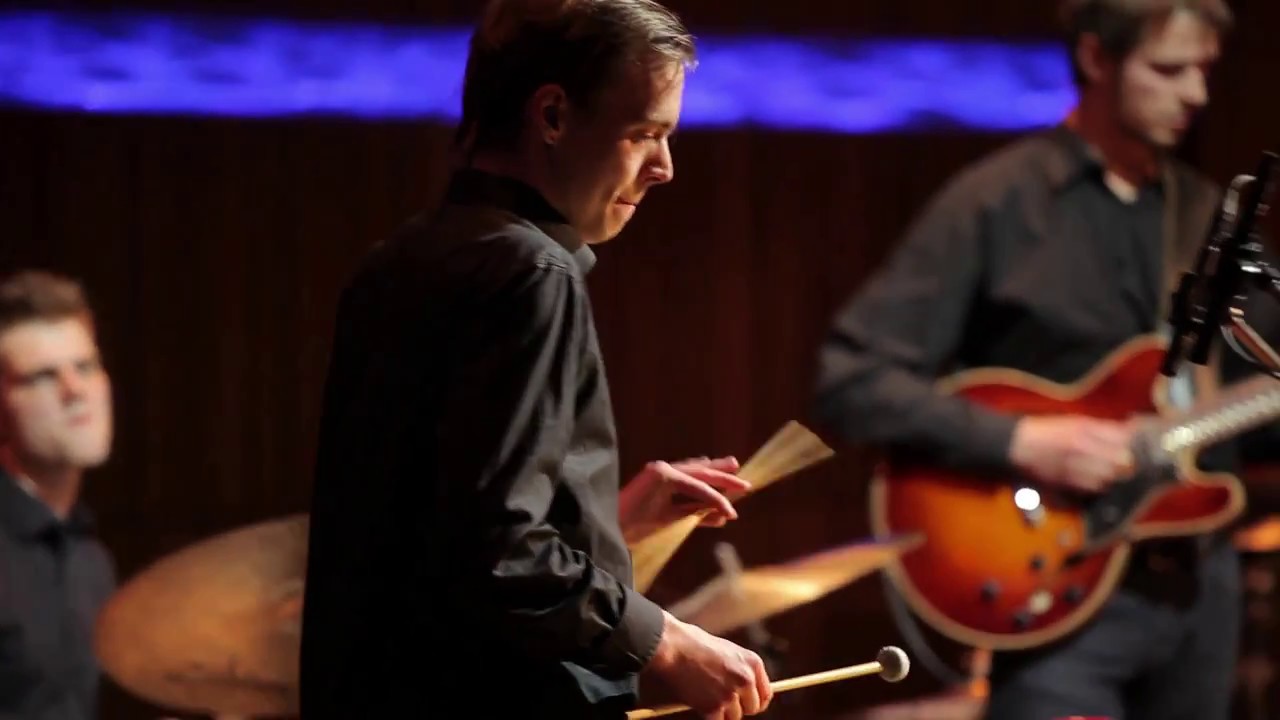 Future (Jan Kabát) live at Prague Conservatory