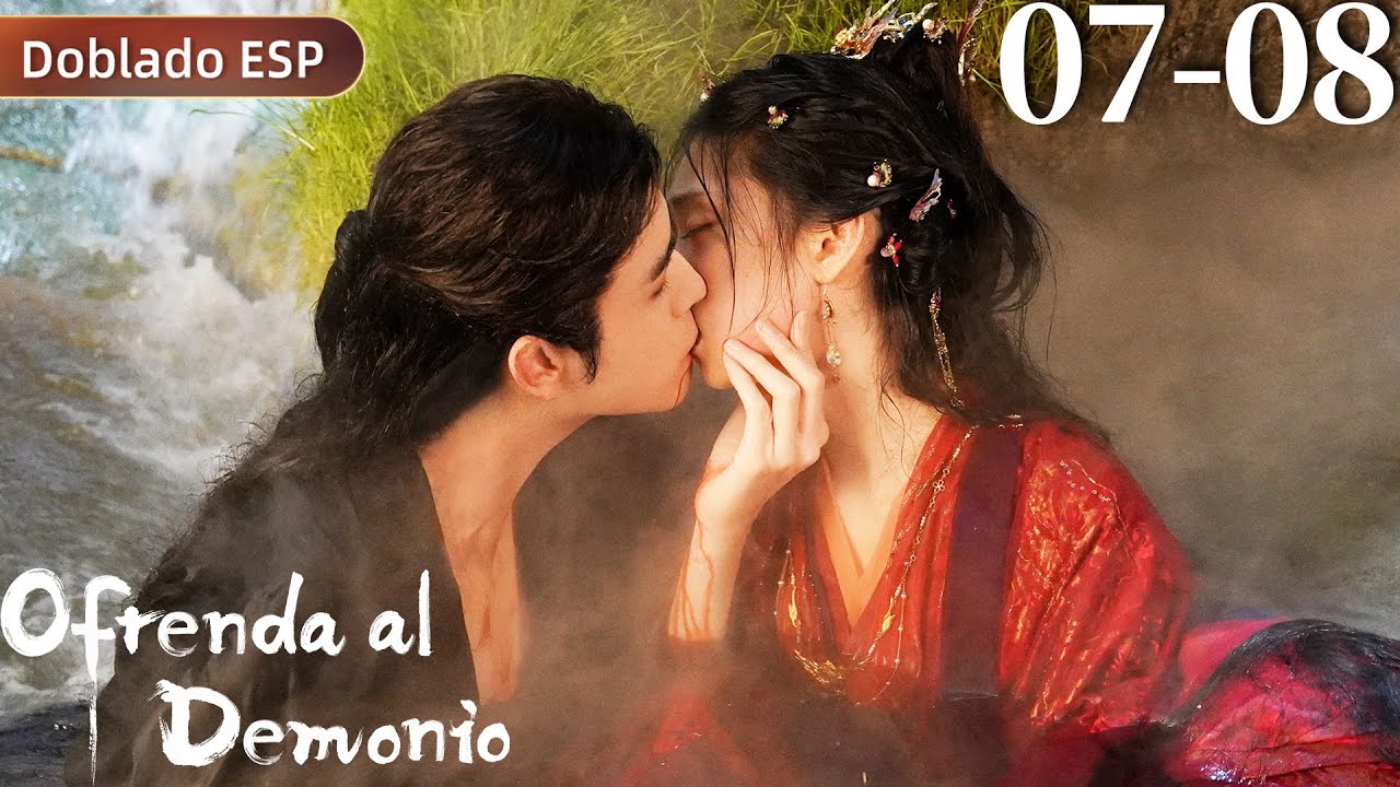 【Doblado al Españo】Cenicienta fue envenenada y el príncipe diablo le dio su propia sangre.