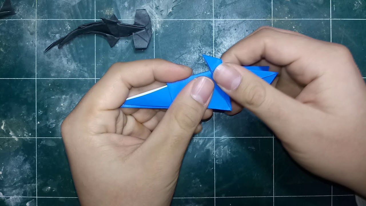 귀상어 접기(Sphyrna zygaena Origami)