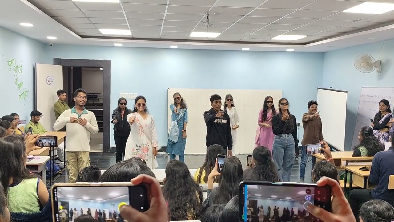 Guys pura dekhte jao aage bahut maja aane Wala 😁😎🥳😊😍🥰 