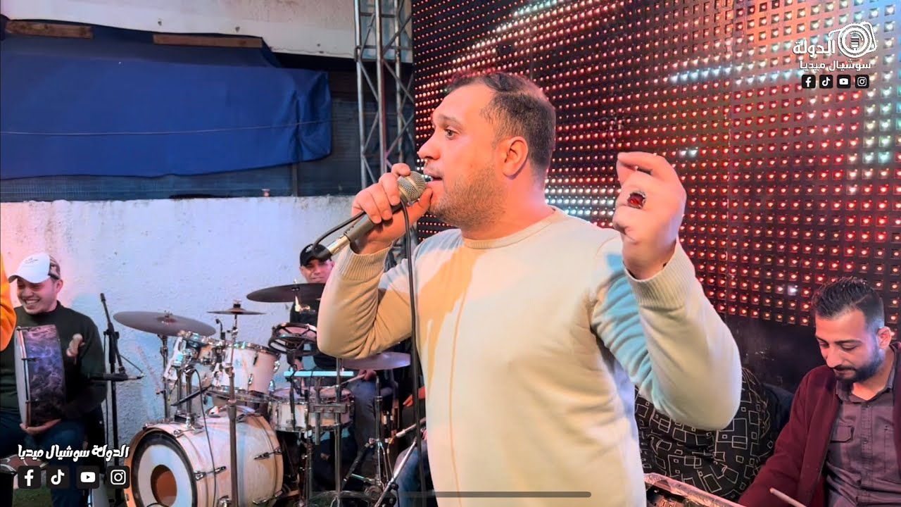 الشاعر علاء العبسي والفنان خالد فرج من مهرجان ال البنا فرحة العريس سائد شاهد الان واسمع بيوت الشعر