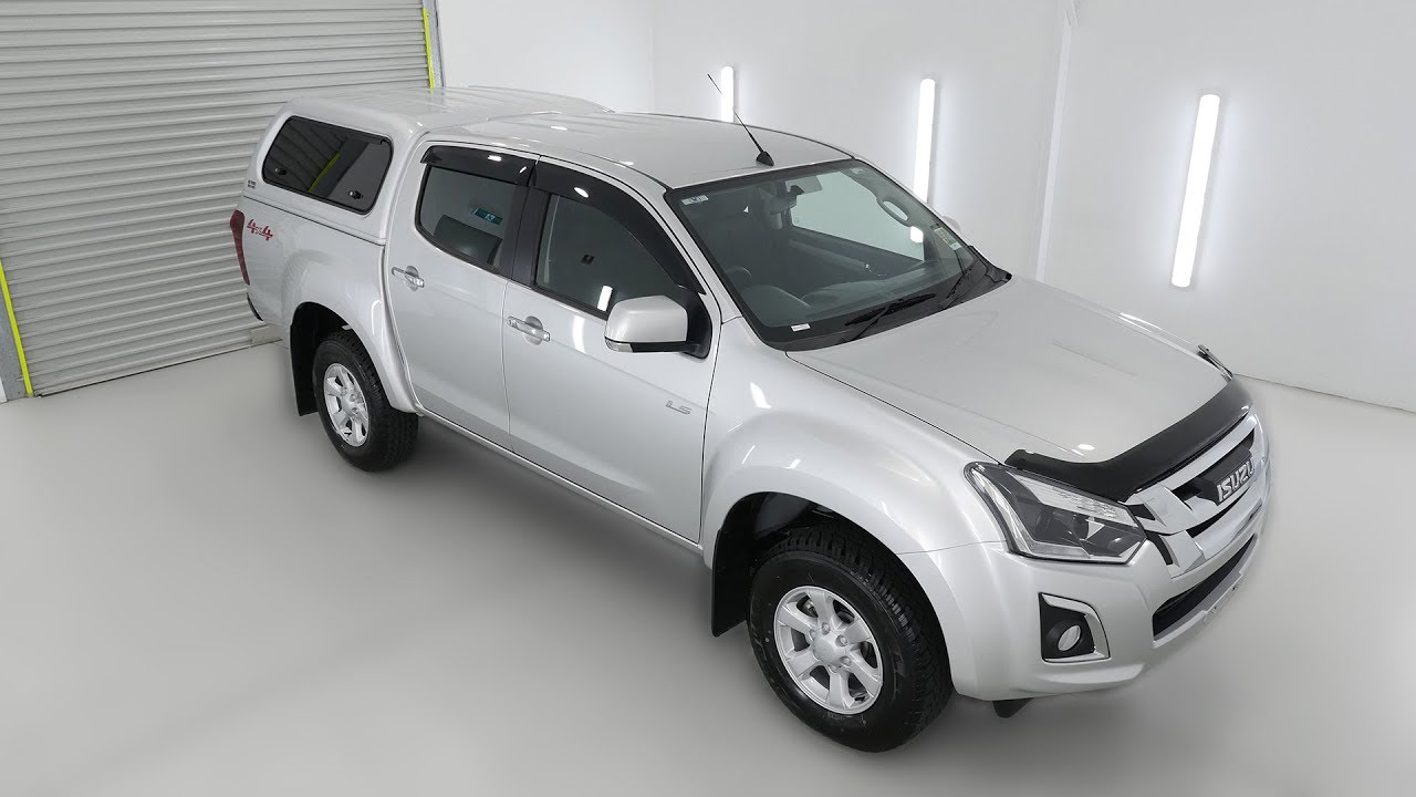 ISUZU D-MAX 4x4 LSM Crew Cab Tour Mate Titanium Silver Auto Ute I90061191