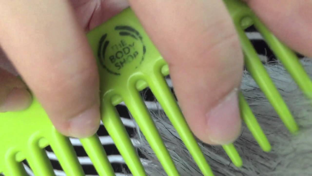 ASMR Brushing your Beard Roleplay (No talking, Water & Combing sounds)