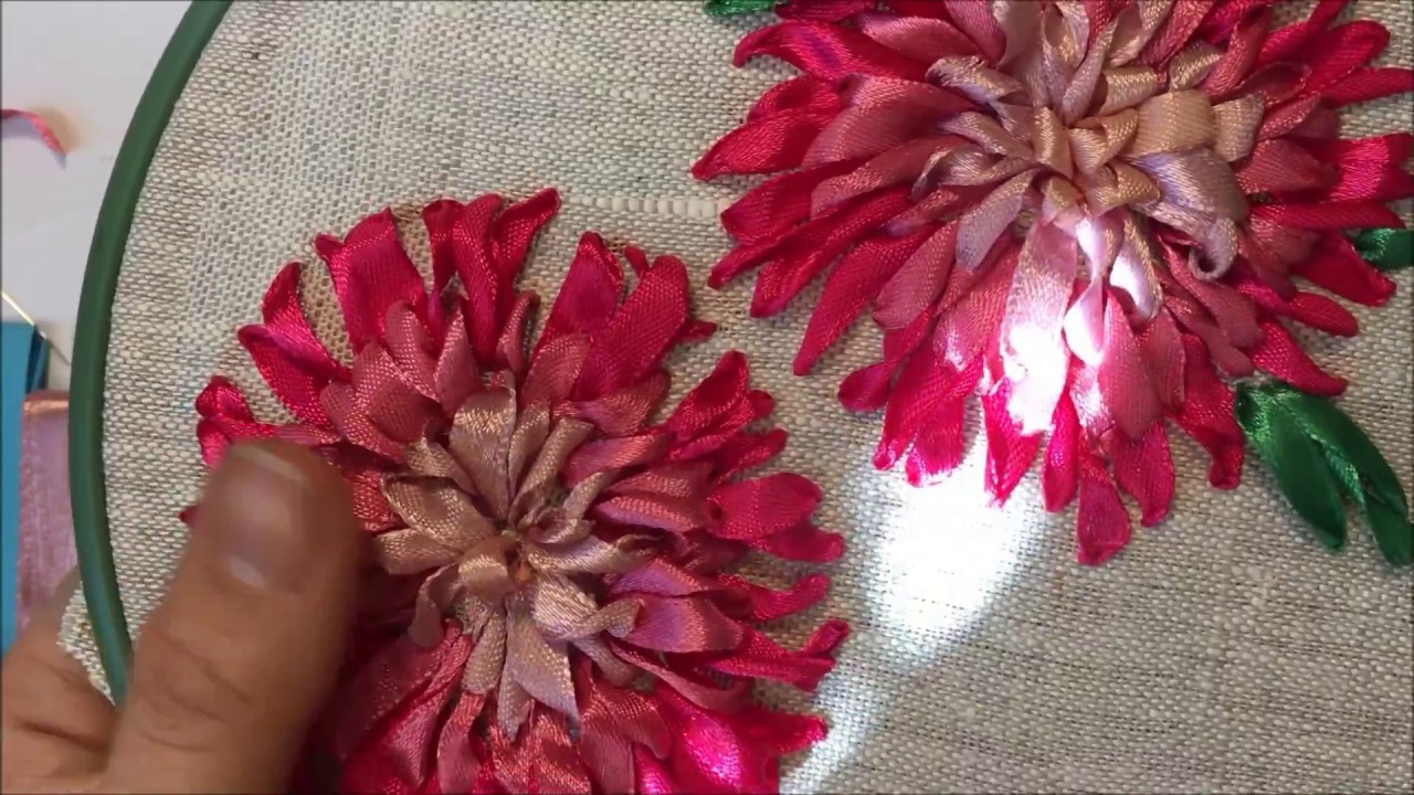 Хризантема вышитая лентами / Chrysanthemum embroidered ribbons
