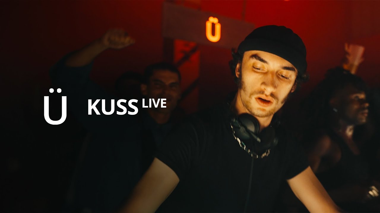 KUSS (live) • GRÜV, Paris