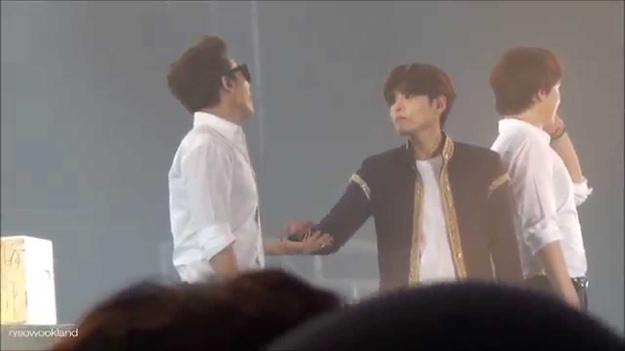 [FANCAM]150503 SS6 Jakarta Ending 려욱 Ryeowook focus