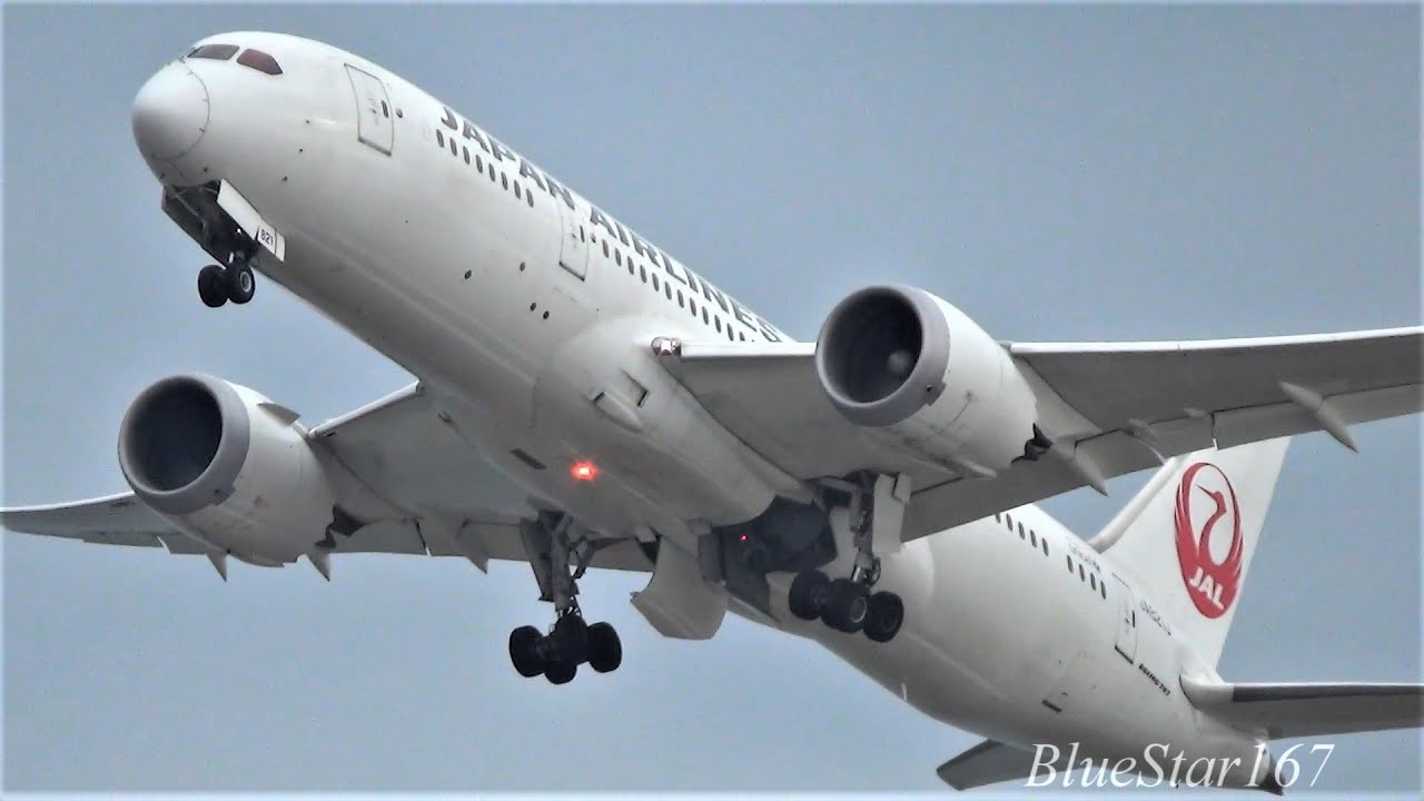 Japan Airlines Boeing 787-8 (JA821J) takeoff from KIX/RJBB (Osaka - Kansai) RWY 06R