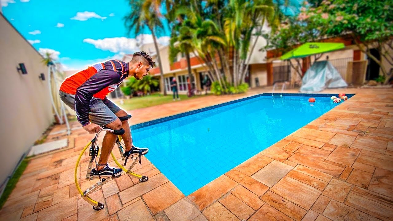 PULEI NA PISCINA COM O SKYHUNNER * será possível andar na Água ? *