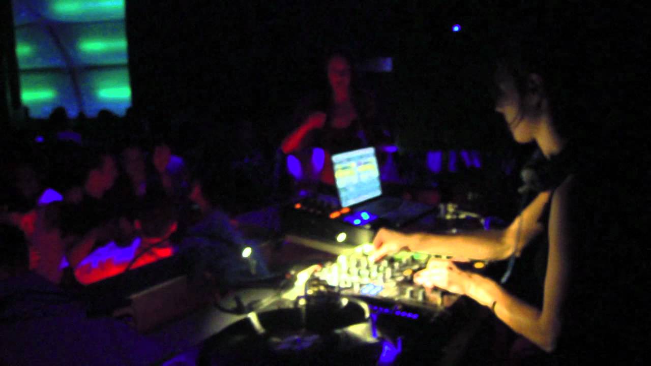 Piratenkind Raumstation Opening