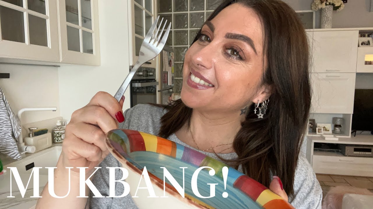 MUKBANG E RISPONDIAMO ALLE DOMANDE!