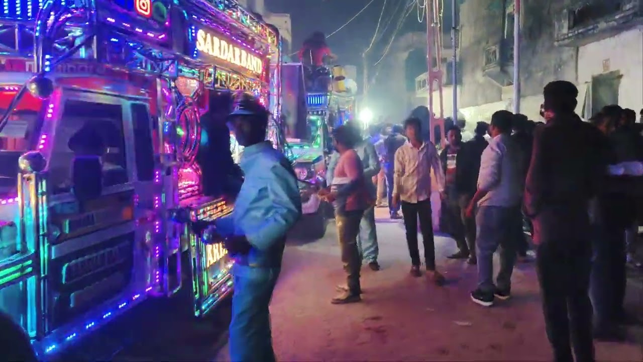 Sardar band Borsad. song. Chumma chumma De De.mo.9725511760