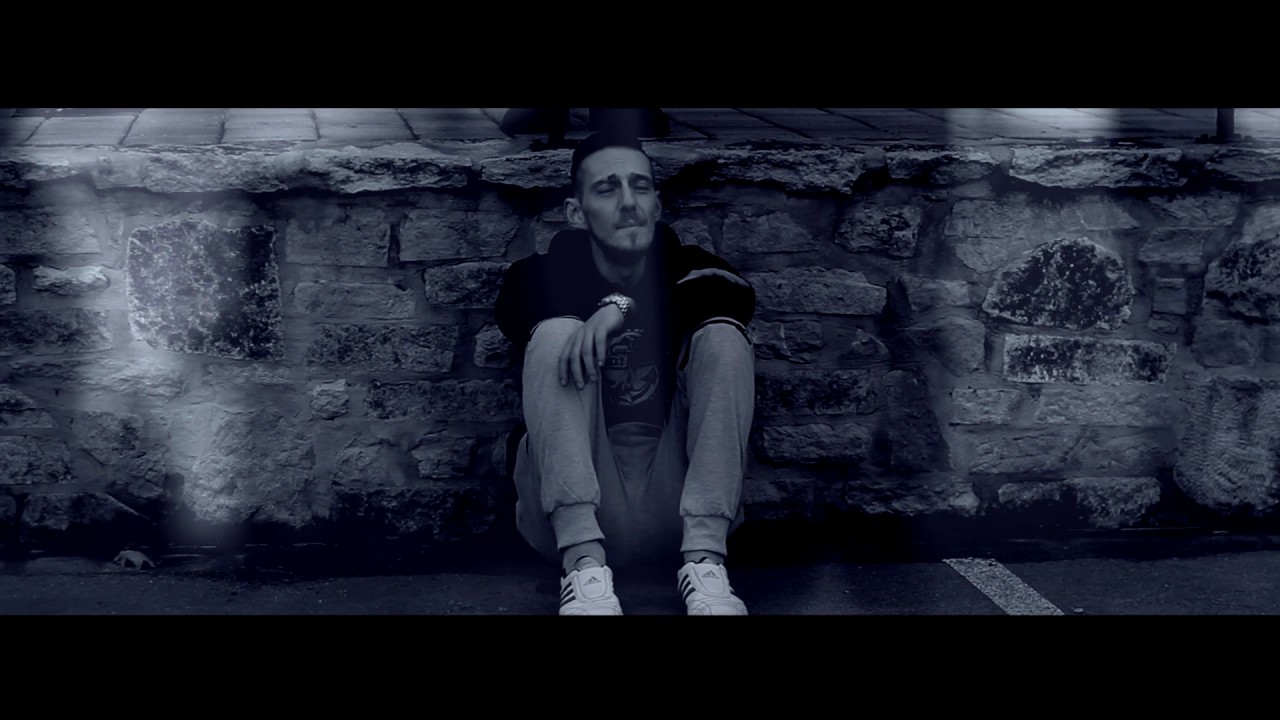 Jana & KAAIN - Máshogy döntöttél... (Official Music Video)