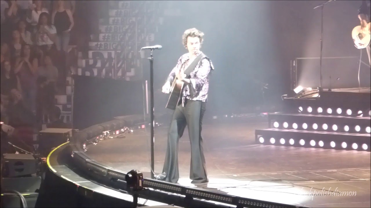 (HD) Harry Styles Anna Live in Vancouver