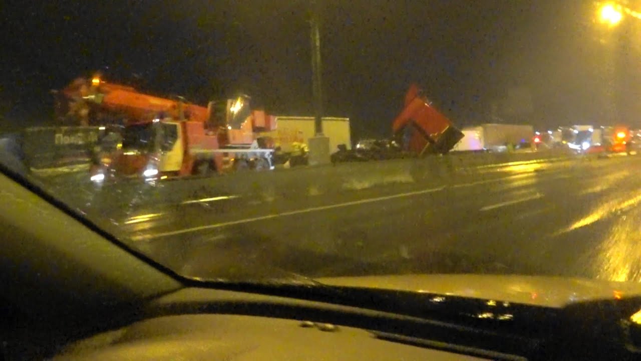 ЕДЕМ В ДЕРЕВНЮ. ДОРОГА СМЕРТИ. РАССВЕТ  В ДОРОГЕ. НЕ ЕДЕМ, А ПЛЫВЕМ.