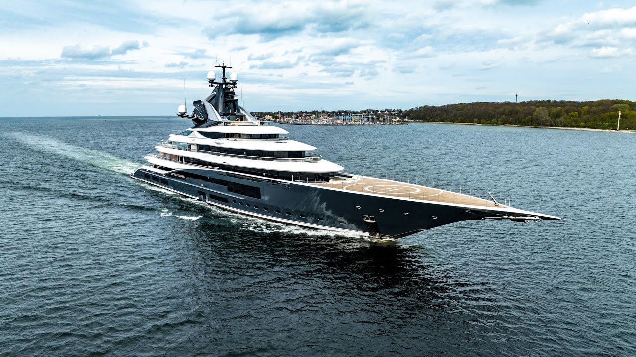KISMET (122m) | Behind the build