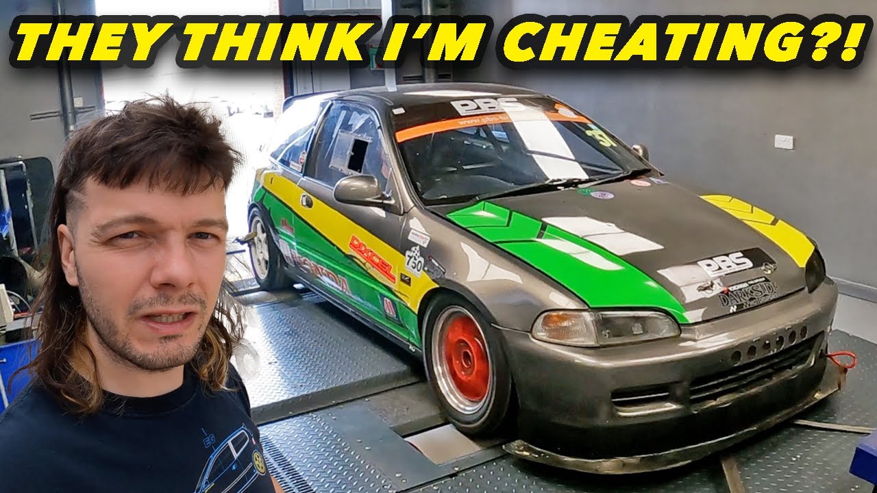 WAS I CHEATING?! & Back To Cadwell Park in a Honda!!!