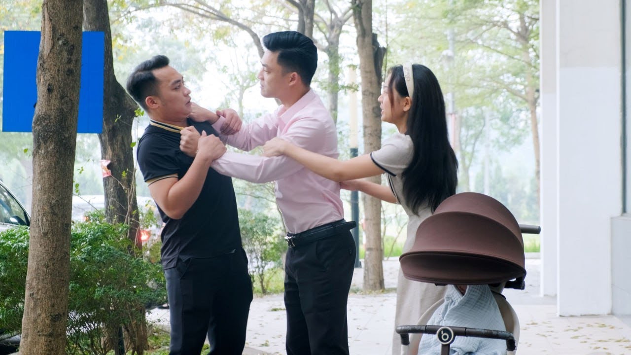 Chủ Tịch Bỗng Có Con Từ Trên Trời Rơi Xuống Khiến Tiểu Tam Tức Điên Người Và Cái Kết - Tập 1229
