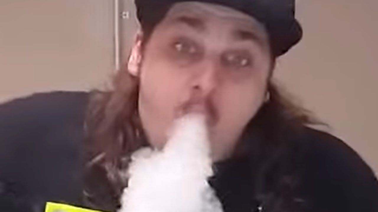 HOW NOT TO SMOKE WEED