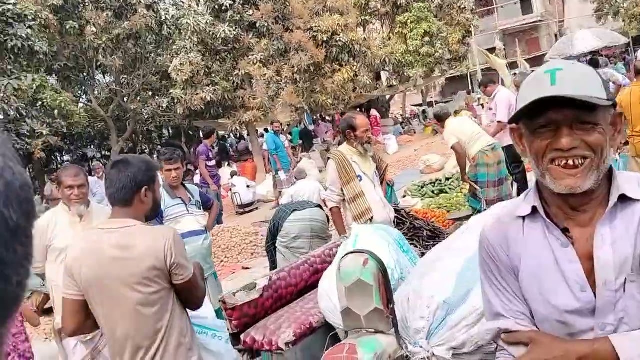 রংপুরে সবজির বাজারের ডিগবাজি! 