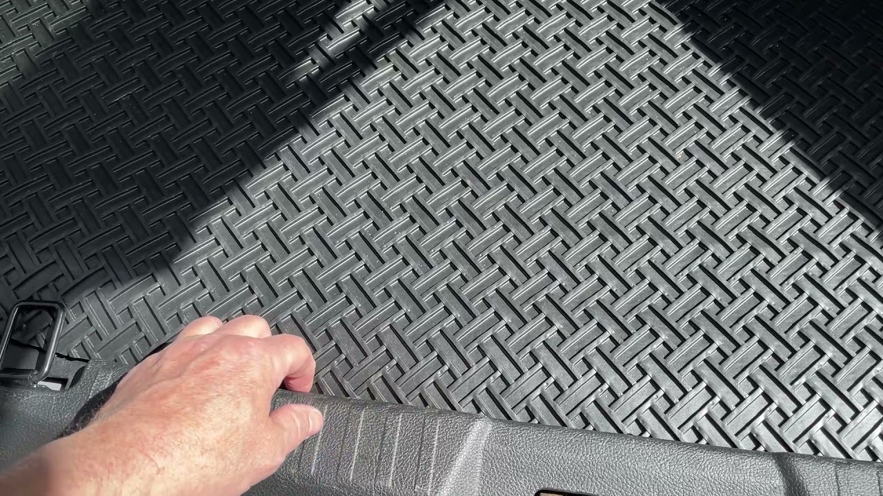 Lloyd Mats Northridge Cargo Mat Review, 2017 Ford Edge Titanium