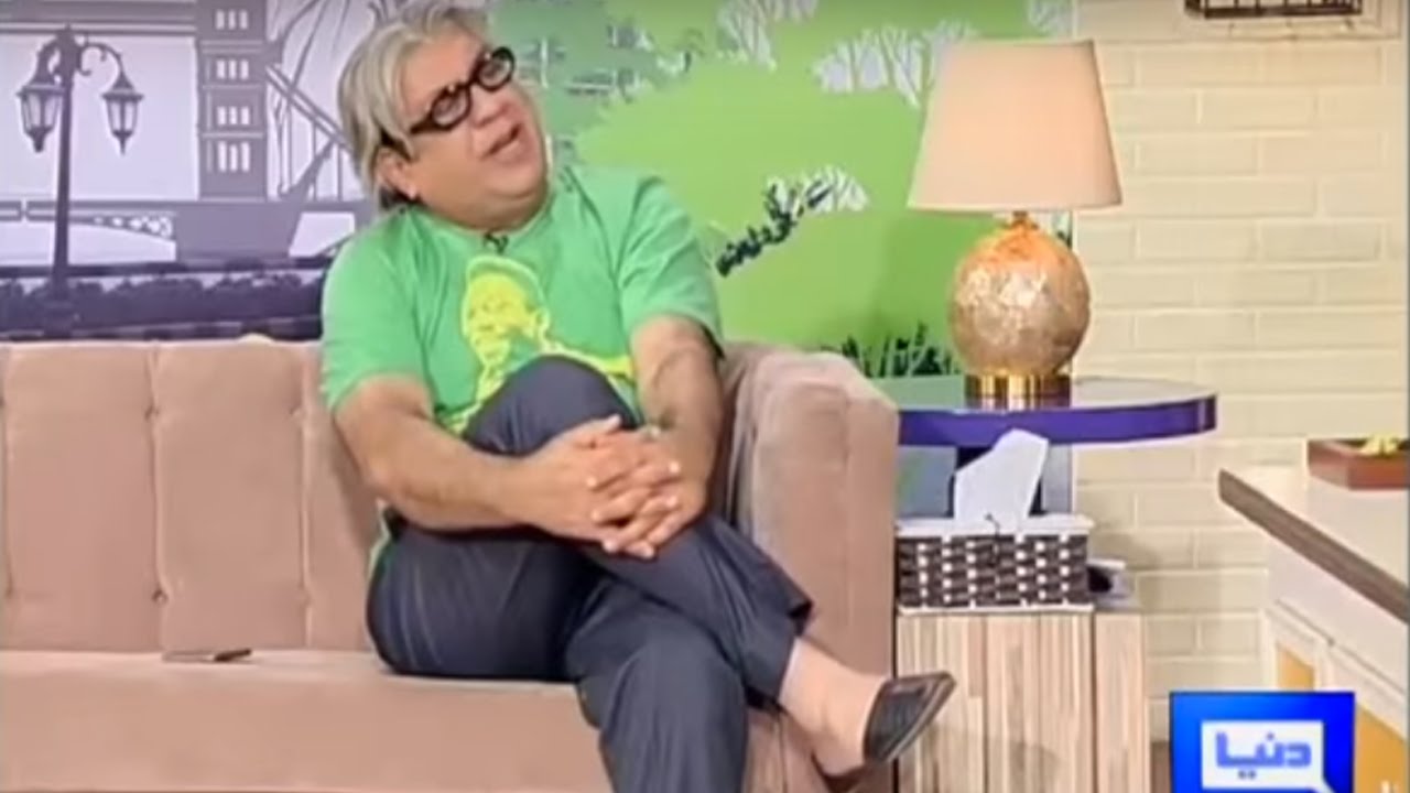 Hasb e Haal 7 May 2016 حسب حال  - Azizi as Heera Superhit - Dunya News
