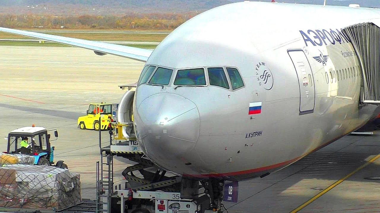 Boeing 777-300ER а/к Аэрофлот. Рейс Москва - Владивосток.