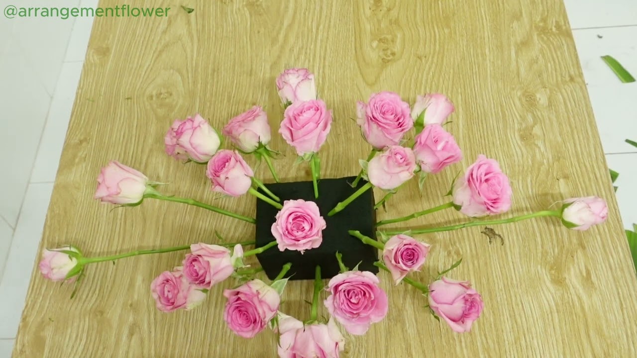 DIY Rose Flower Arrangement for Table Decorations