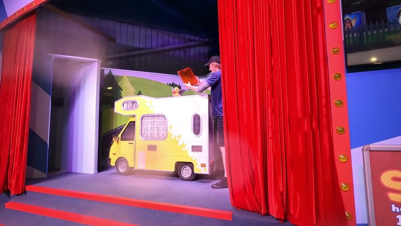 Sooty's 74th Birthday   Crealy Theme Park & Resort
