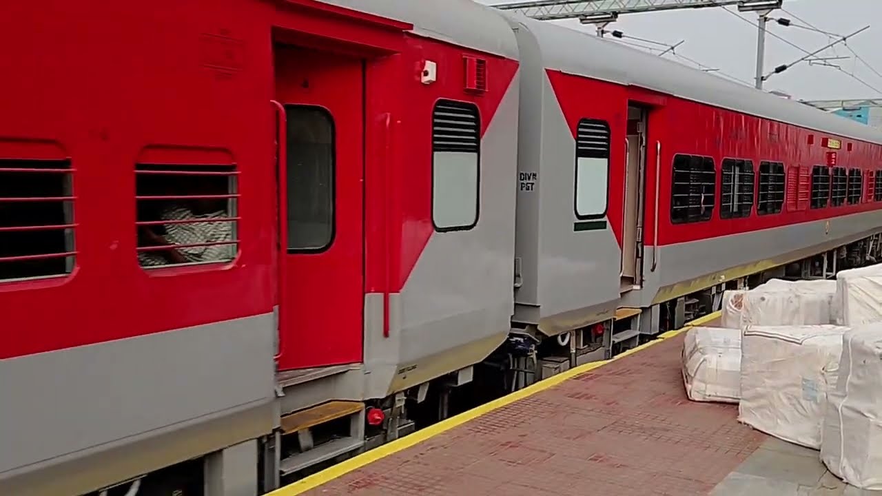 Rake No.2 of West Coast Express (22638) & Mangaluru Mail (12601) | Better Newer Coaches