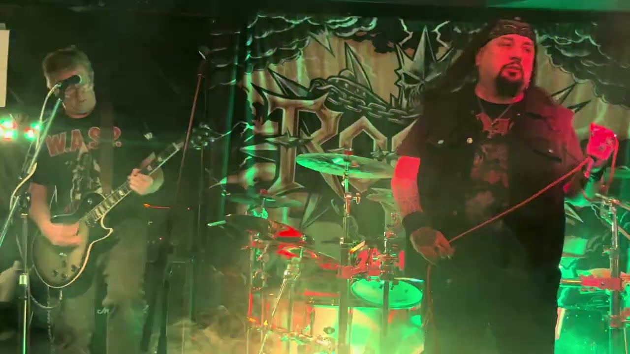 Intro/Heatseeker/We Will Rock You/Nothing But a Good Time, Live, 28/02/2026