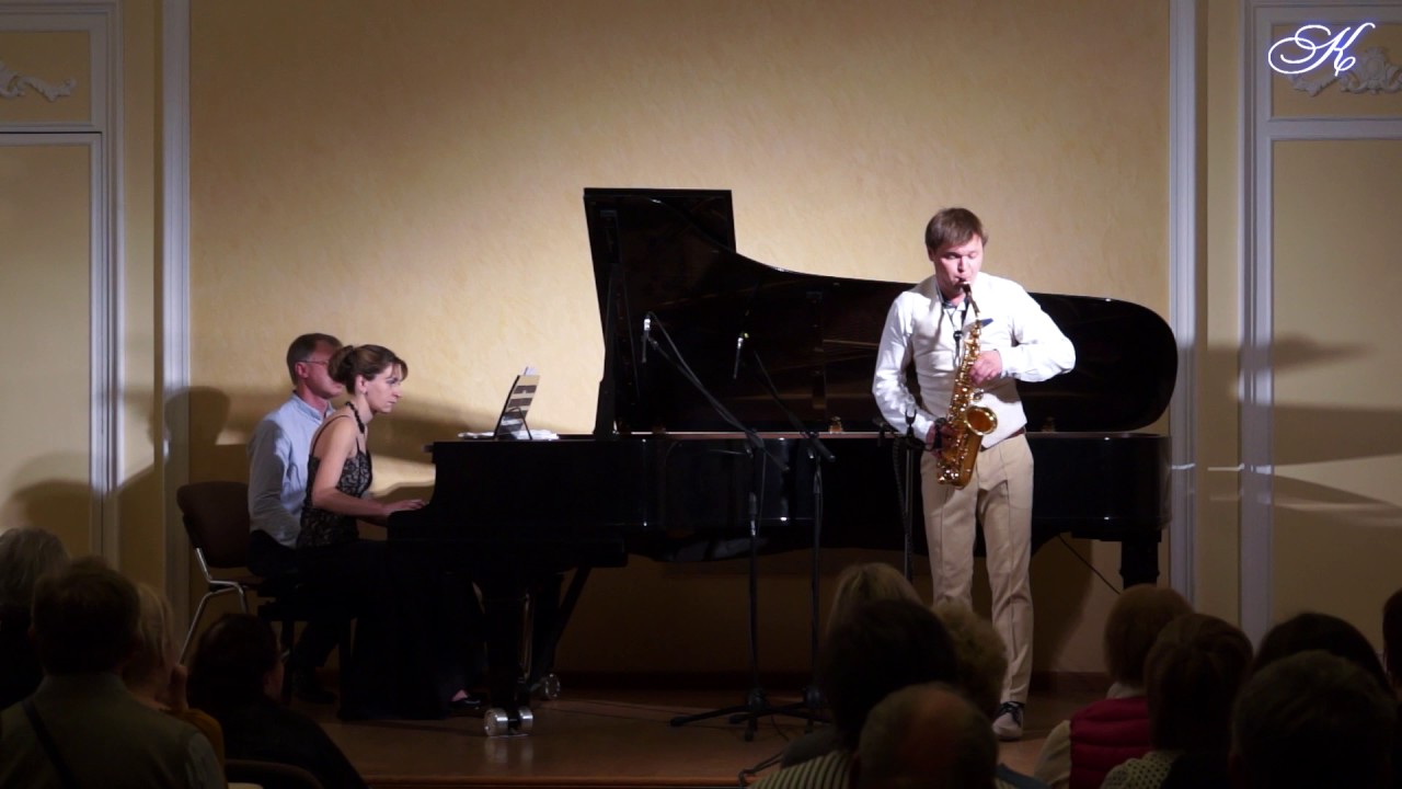 Piazzolla - Tango Etude 3 - Sergey Kolesov (saxophone) Elena Grinevich (piano)