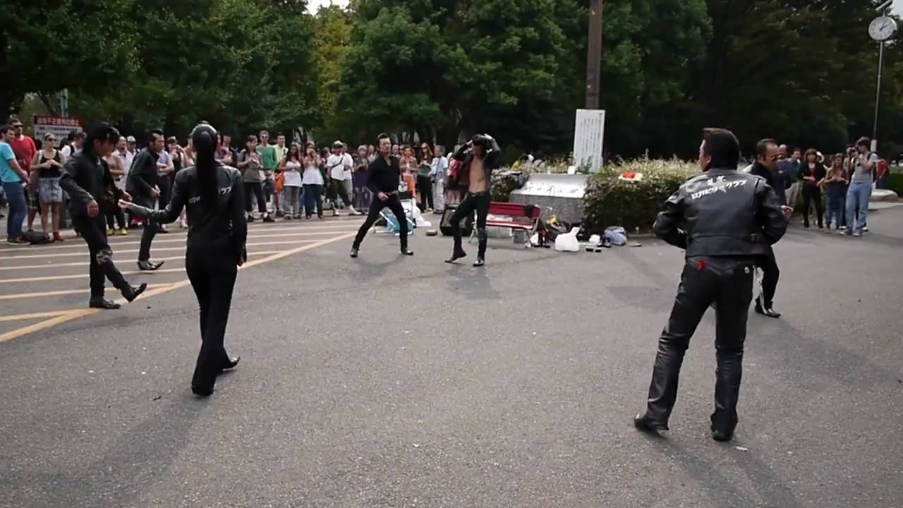 Dancing Elvis in Japanese Park