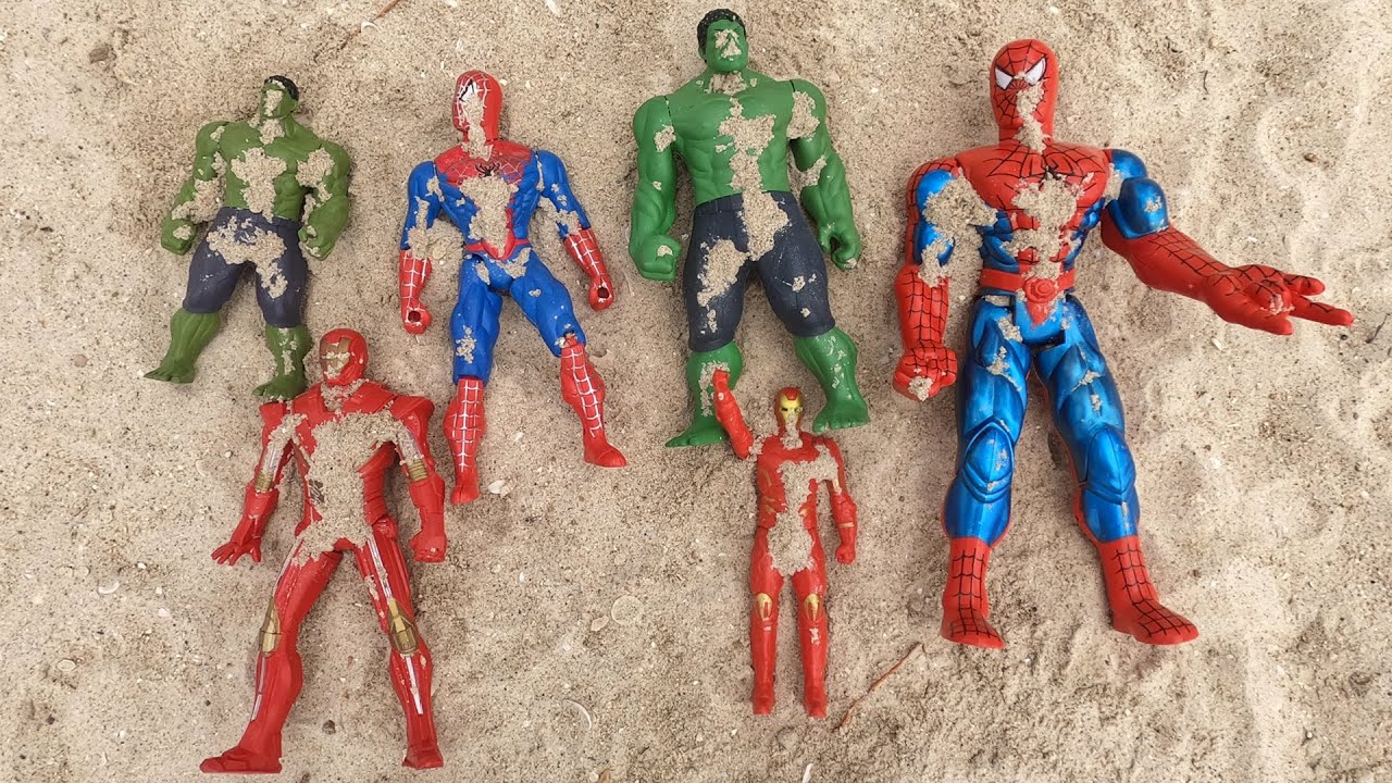 ZoZo tìm kiếm và giải cứu siêu nhân nhện, người khổng lồ xanh dưới cát | Finding Spider man, Hulk
