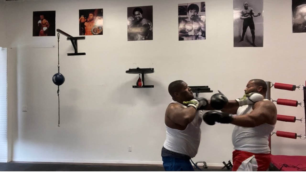 Cripmac got his get bacc on @6hunnet In sparring, rolling 60s come up to the gym
