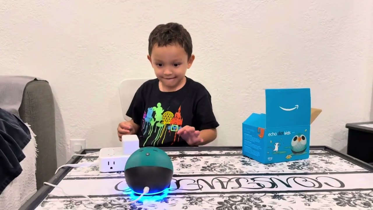 Amazon Alexa Echo Dot Kids Unboxing Video