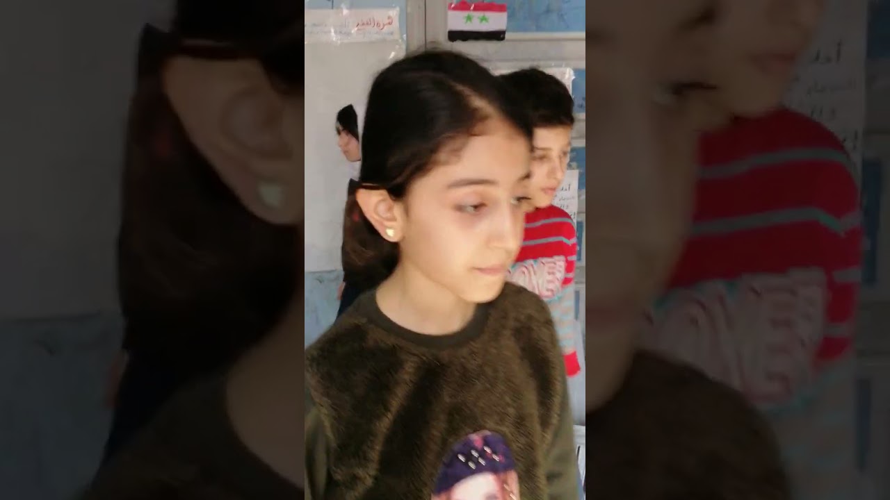 مسرحية عن تجنب خطر مخلفات الحرب