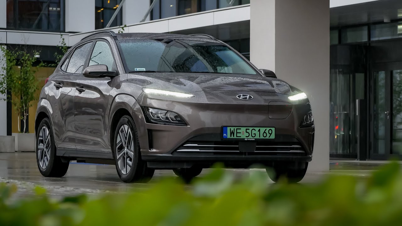 Hyundai Kona Electric - Spaliniak przerobiony na elektryka? Czy ma to sens? | Test Moto Okiem