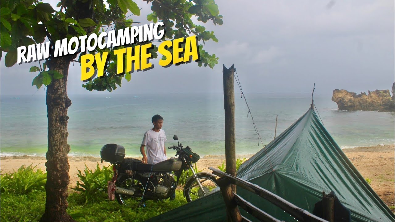 Raw motocamping by the remote beach/ diy bushcraft stove and tarp shelter
