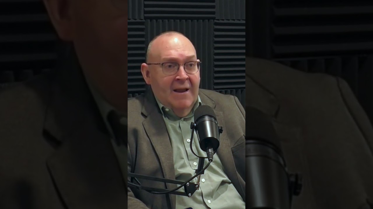 Managers Should Not Be Taking Meeting Minutes  #podcast #hoaeducation #hoa #homeowner #associations